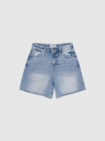 %Pto% High-waisted denim shorts blue front view
