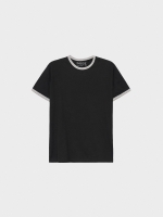 %Pto% T-shirt básica com contrastes preto vista frontal