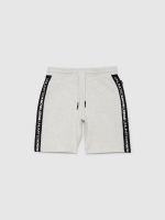 %Pto% Bermudas jogger com bolso melange claro vista frontal