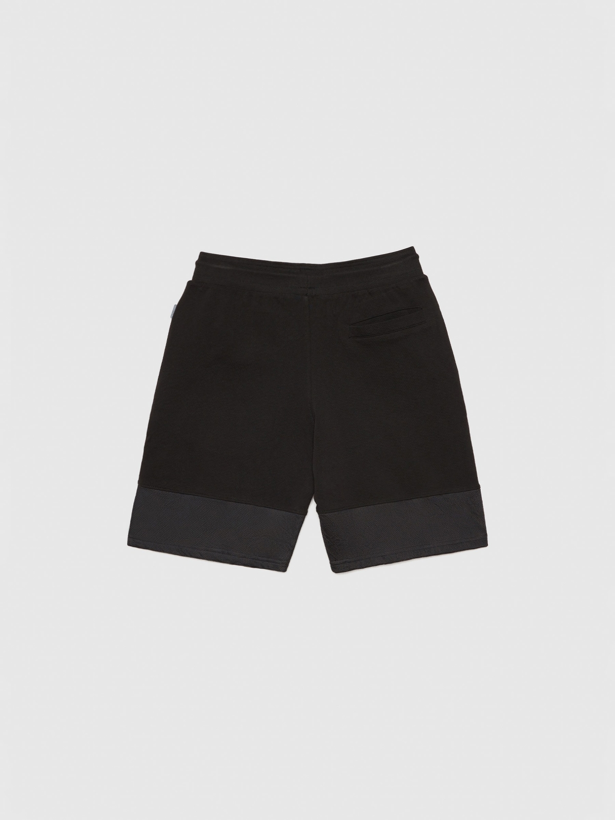 Bermuda jogger felpa negro vista trasera