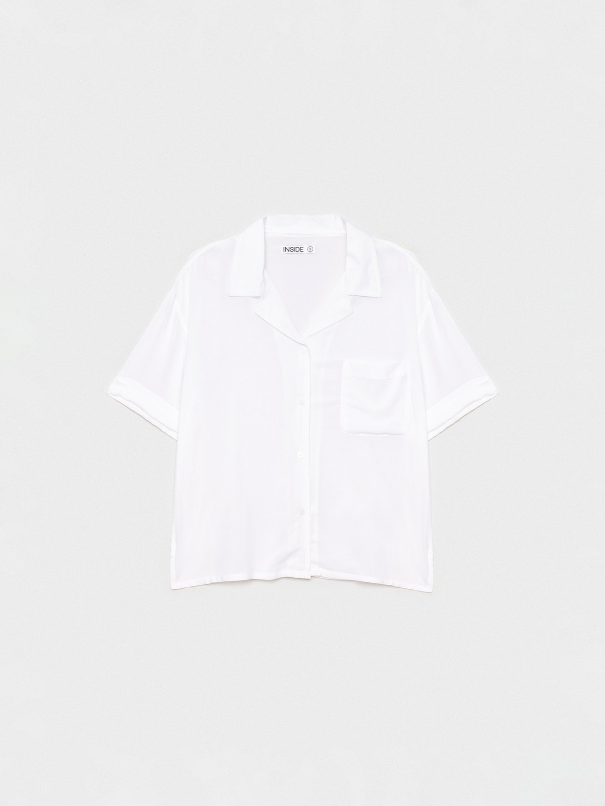  Cropped shirt with pocket white front view