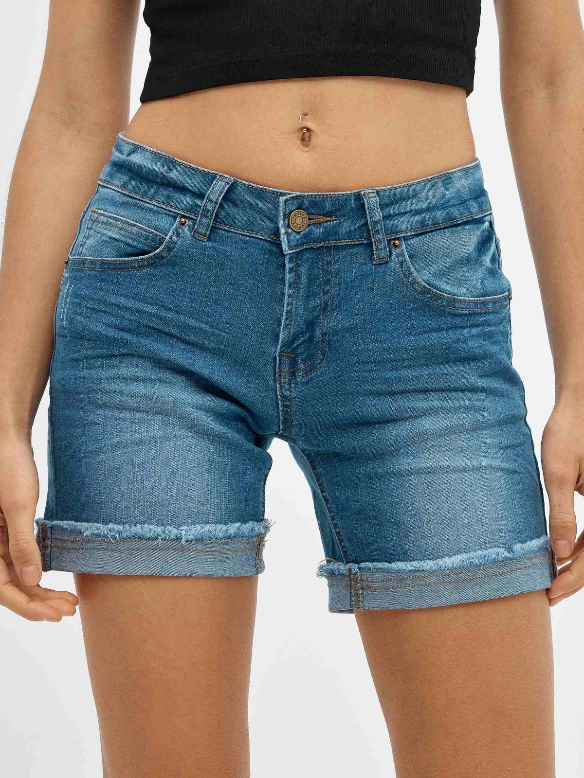 Frayed hem denim shorts blue front detail view