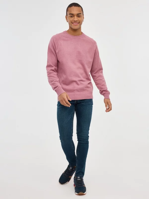 Basic Round Pullover powdered pink front view