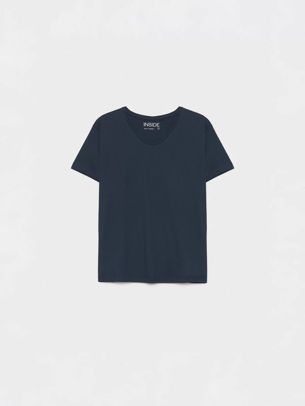  Camiseta básica cuello pico azul vista frontal