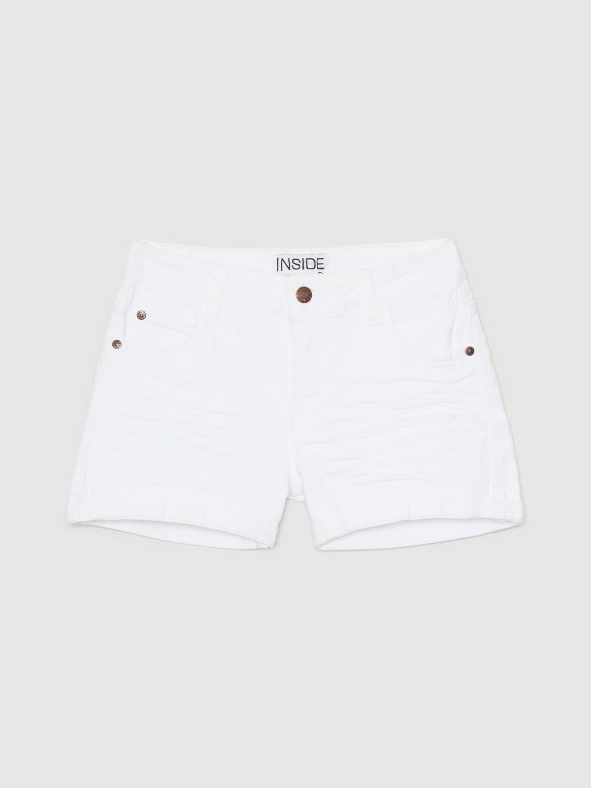 Short tiro medio blanco vista detalle