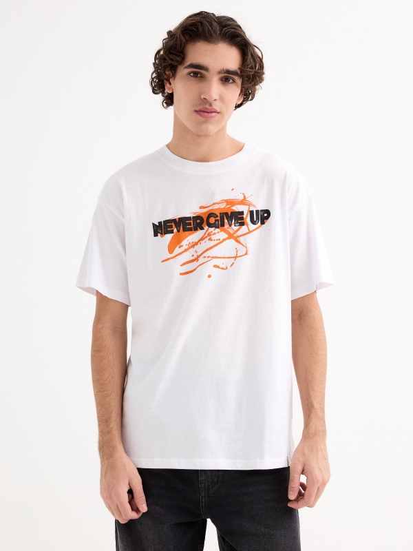 Camiseta Never GiveUP blanco vista media frontal