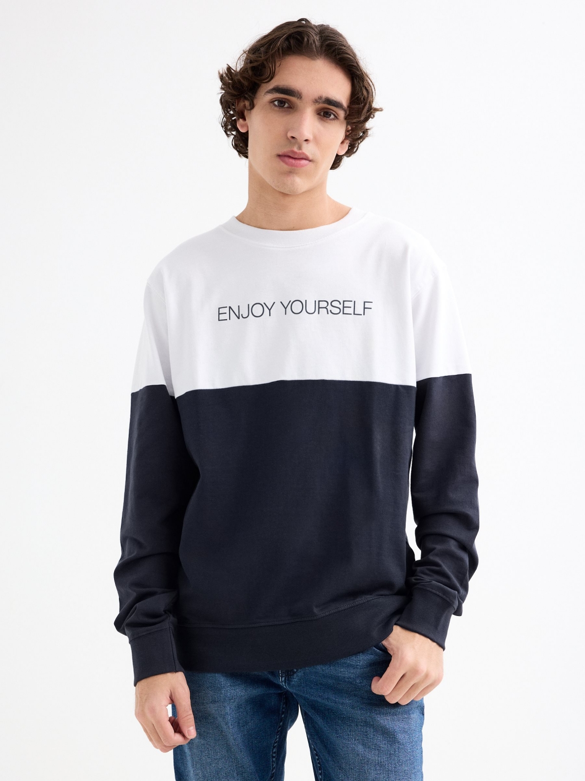 Sweatshirt Enjoy Yourself azul marinho vista meia frontal