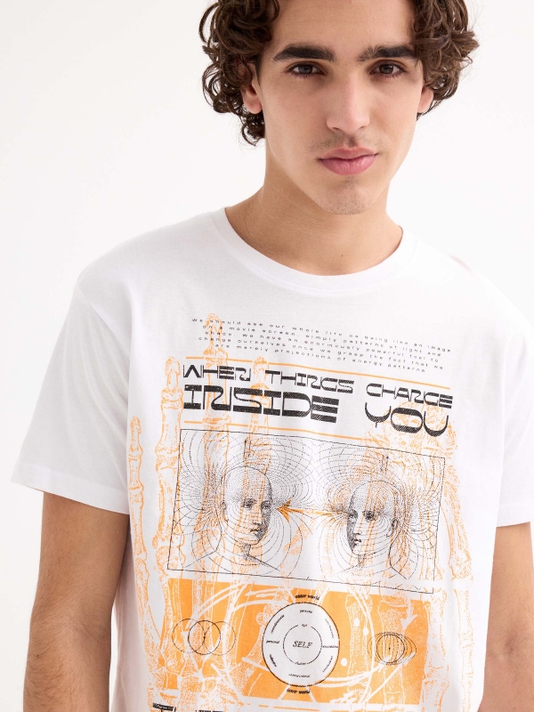 Camiseta estampado metaverso blanco vista detalle