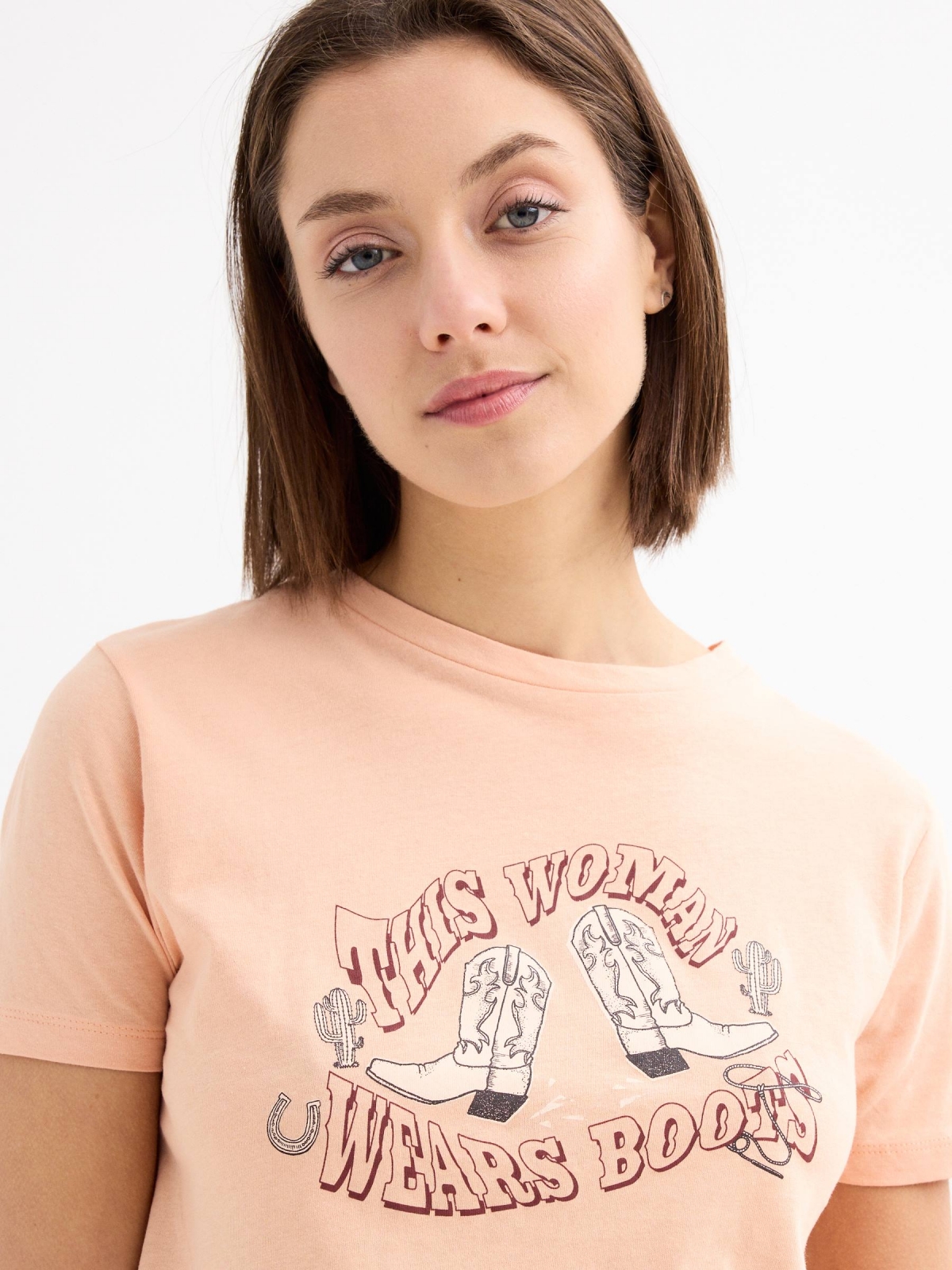 Wears Boots T-shirt peach detail view