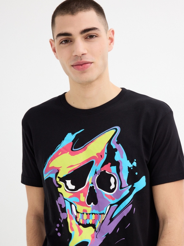 T-shirt "Diluted skull" preto vista detalhe