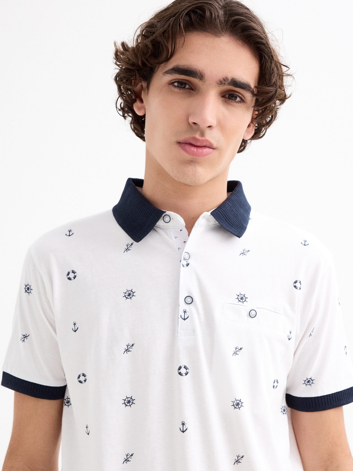 Sailor polo shirt white detail view