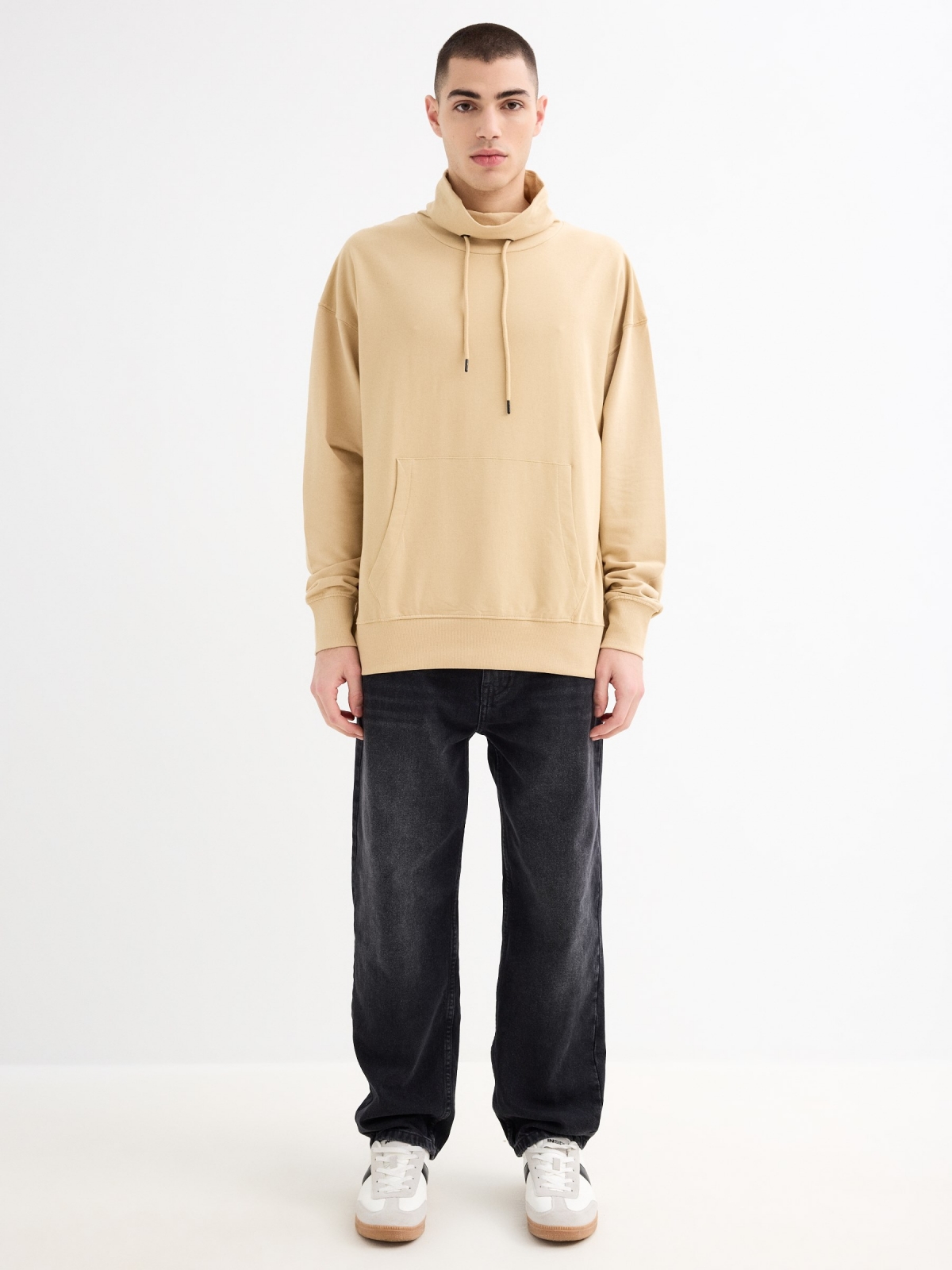 Black crewneck sweatshirt sand general front view