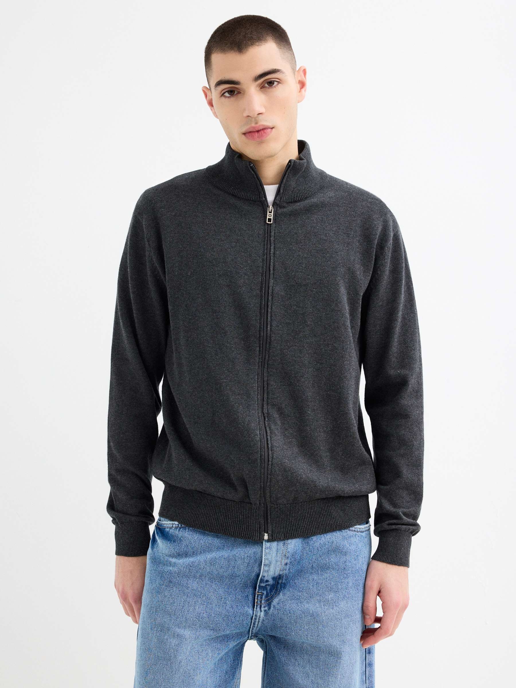 Cardigan turtleneck zip blue dark grey middle front view