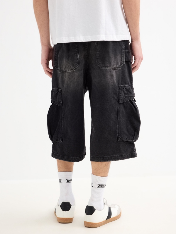 Bermudas Skater Cargo preto vista geral frontal