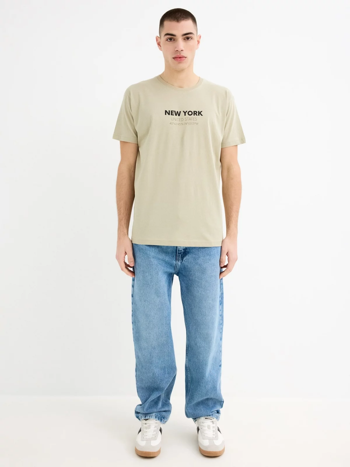 Camiseta manga corta New York verde grisáceo vista general frontal