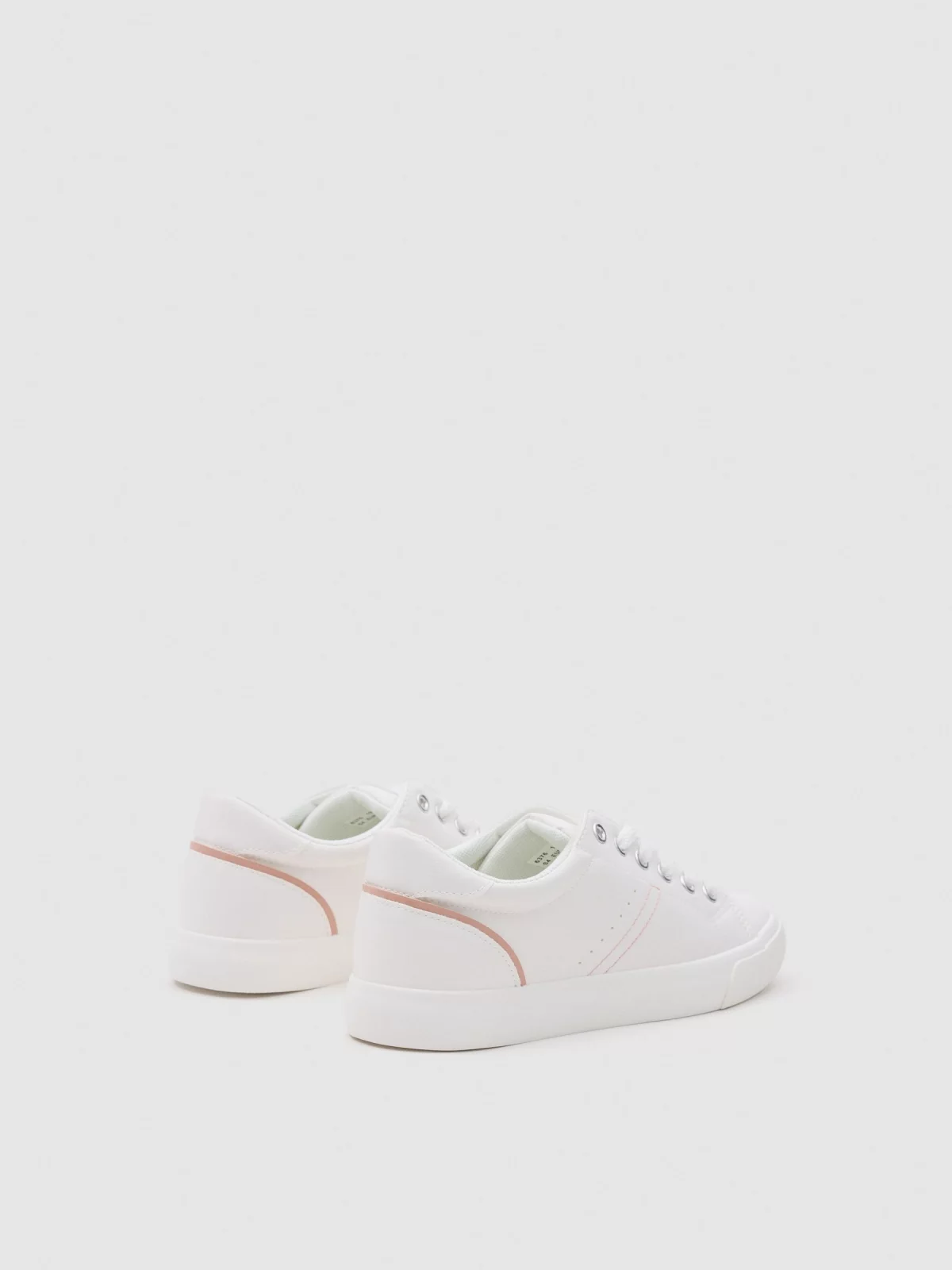 Basic Casual Sneaker off white 45º back view