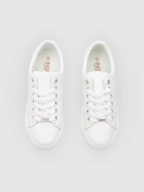 Basic Casual Sneaker off white zenithal view