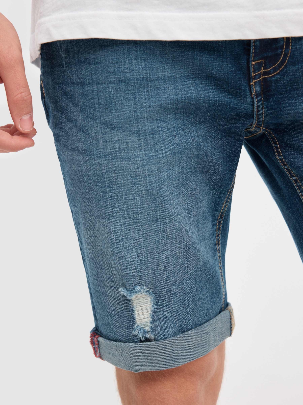 Bermudas skinny denim azul vista detalhe