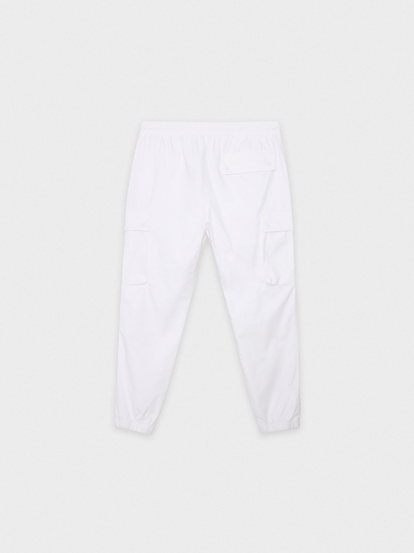 Jogger vários bolsos branco vista detalhe