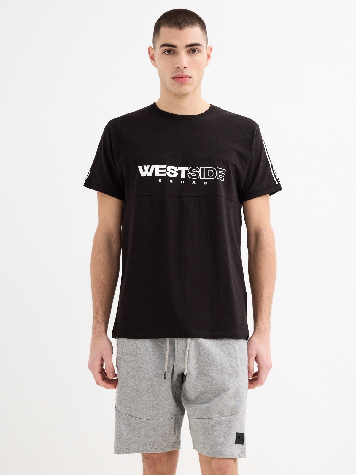 Camiseta Westside negro vista media frontal