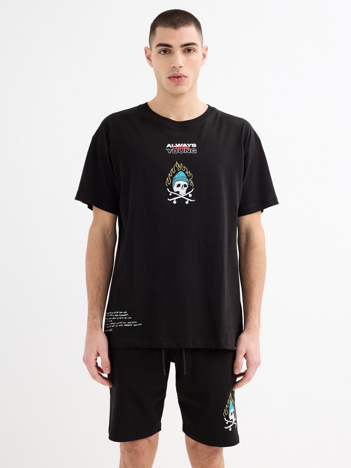 Skateboarder skull t-shirt black middle front view