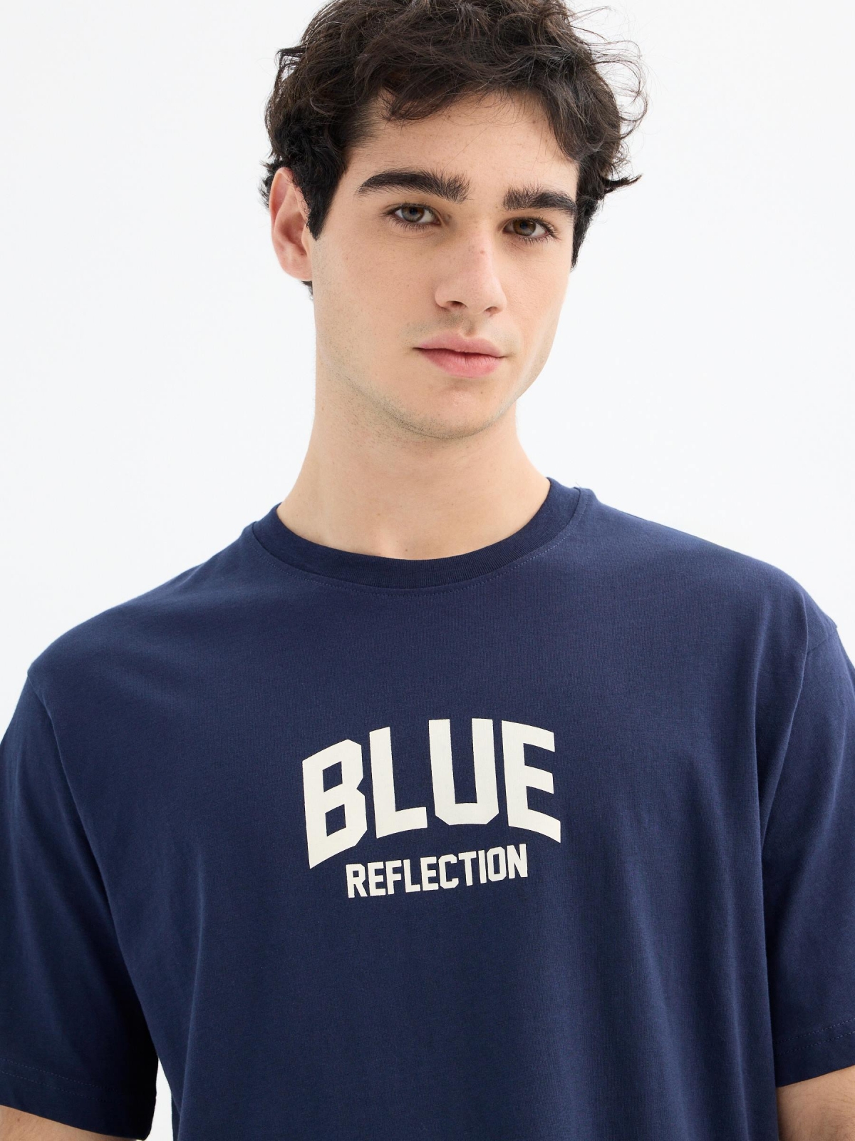 Camiseta manga corta Blue Reflection azul marino vista detalle