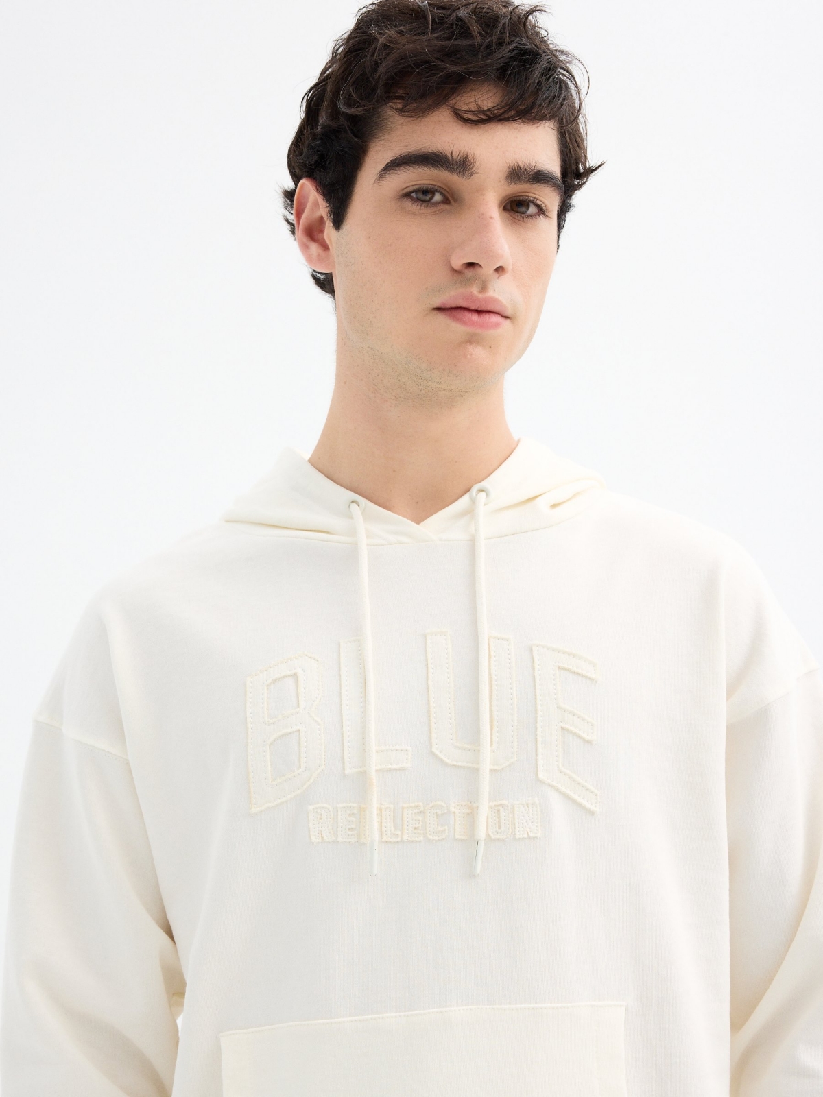 Moletom com capuz Blue Reflection off white vista detalhe