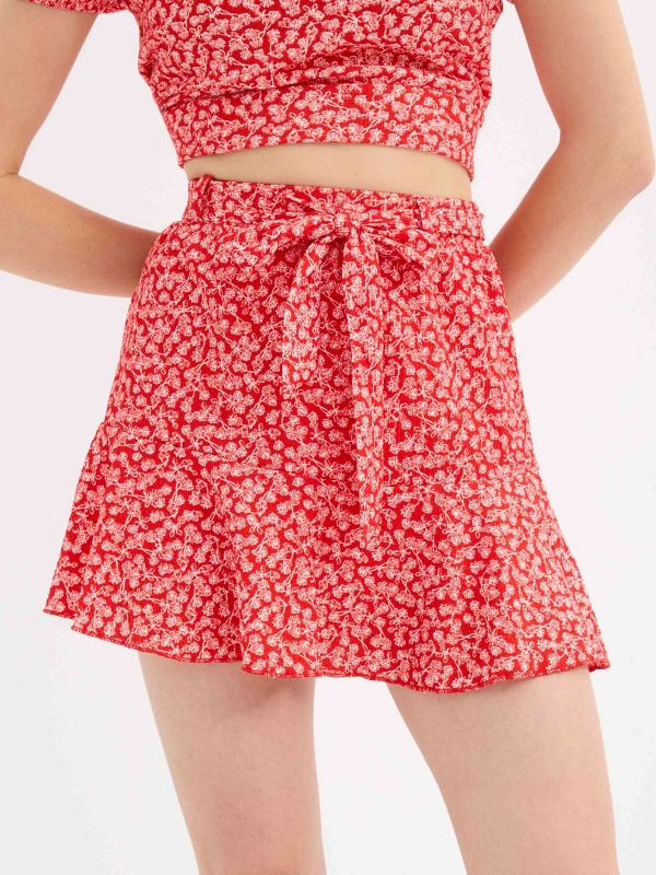 Floral skort deep red front detail view