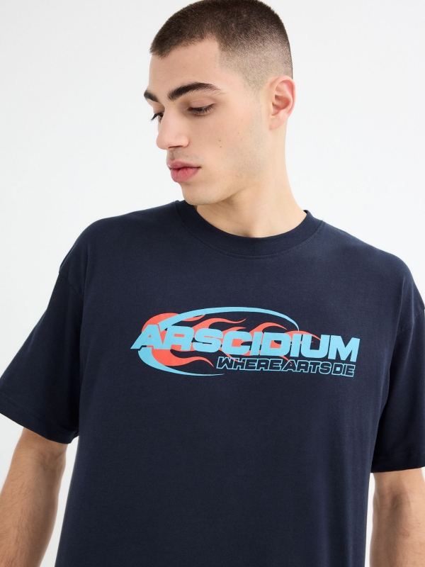 Camiseta Arscidium azul marinho vista detalhe