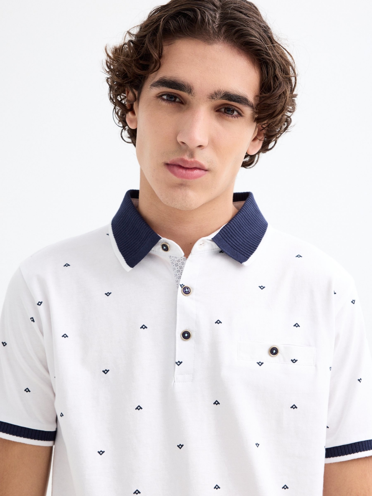 Miniature print polo shirt white detail view