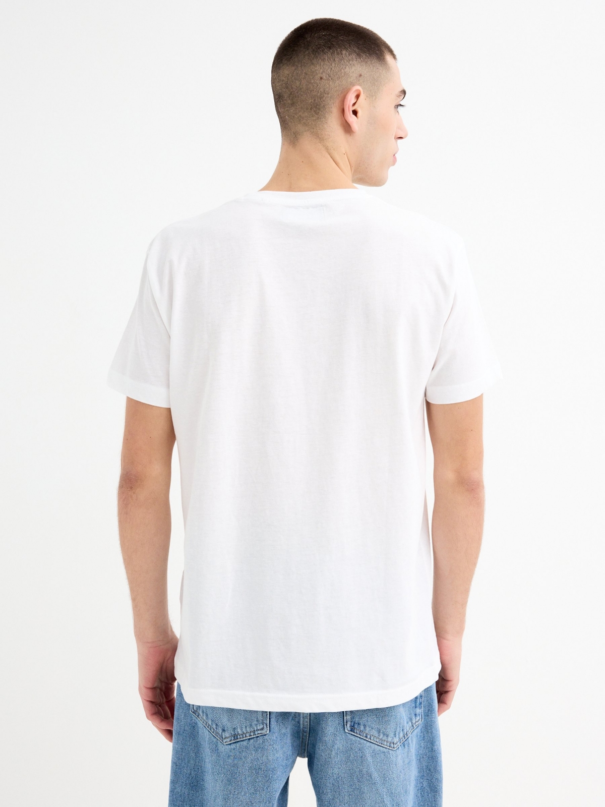 Short sleeve printed t-shirt Inside white middle back view