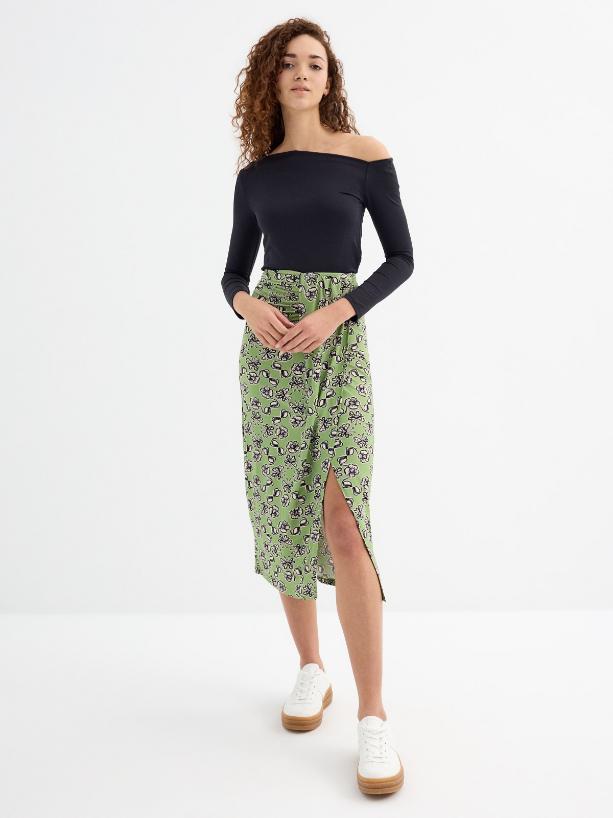 Floral print midi skirt olive green middle front view