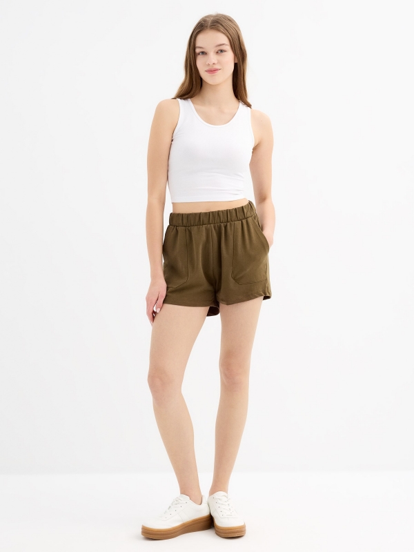 Elastic waist shorts with pockets olive green general front view