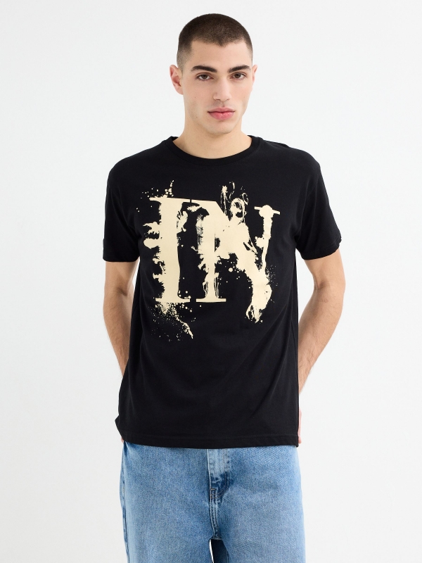 Short sleeve printed t-shirt Inside black middle front view