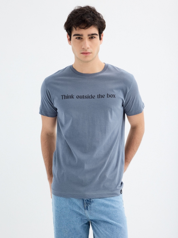 Camiseta de manga curta Think Outside azul vista meia frontal