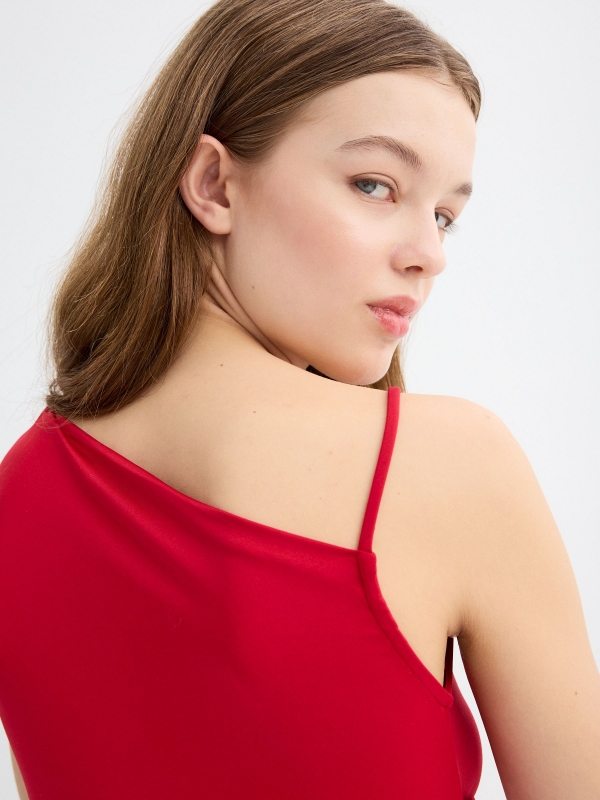 Ruched asymmetric top carmine detail view