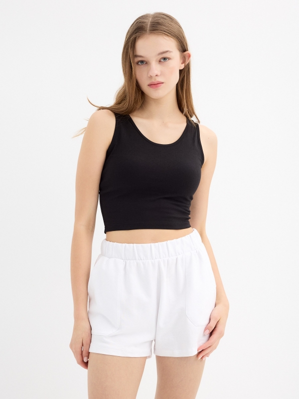 Shorts de cintura elástica com bolsos branco vista meia frontal