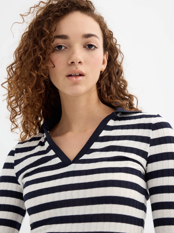 Ribbed long sleeve striped t-shirt navy detail view