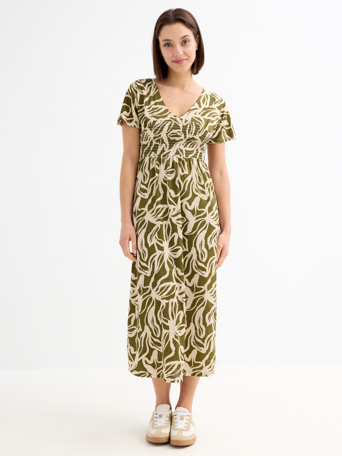 Printed midi dress green three-quarter front view