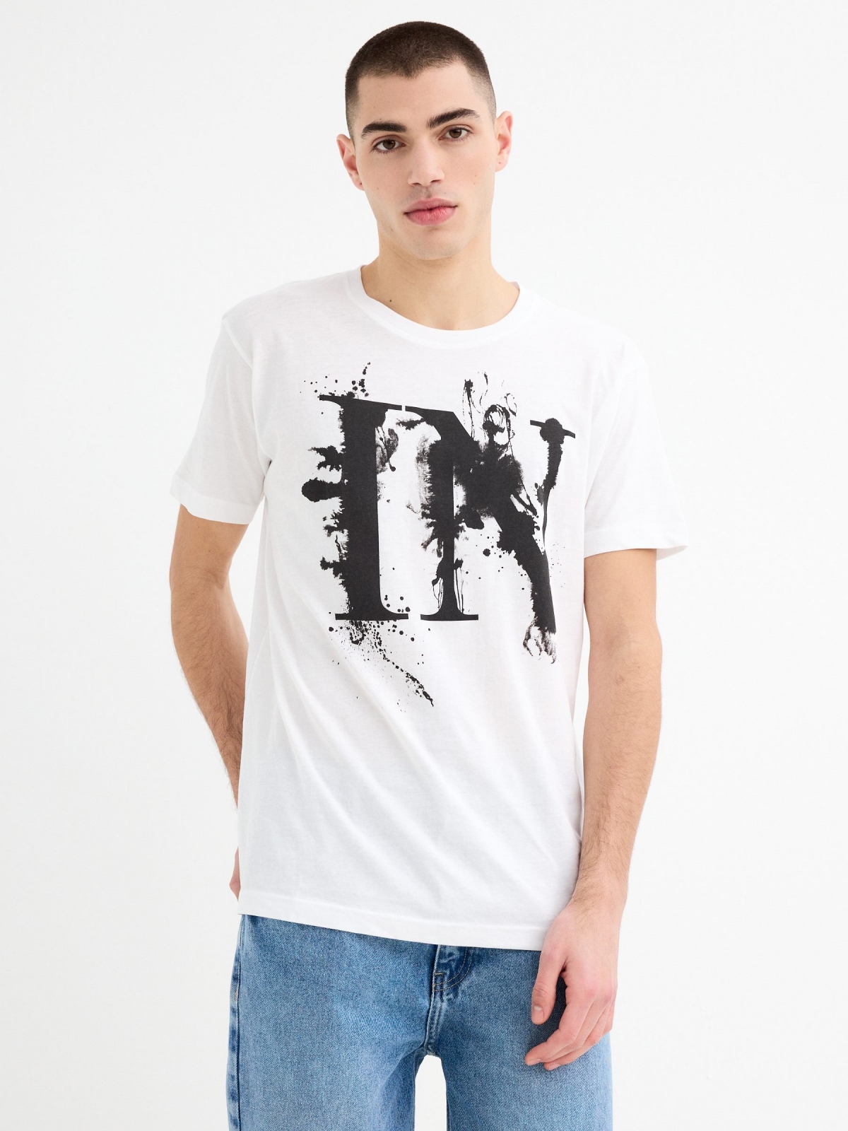 Short sleeve printed t-shirt Inside white middle front view