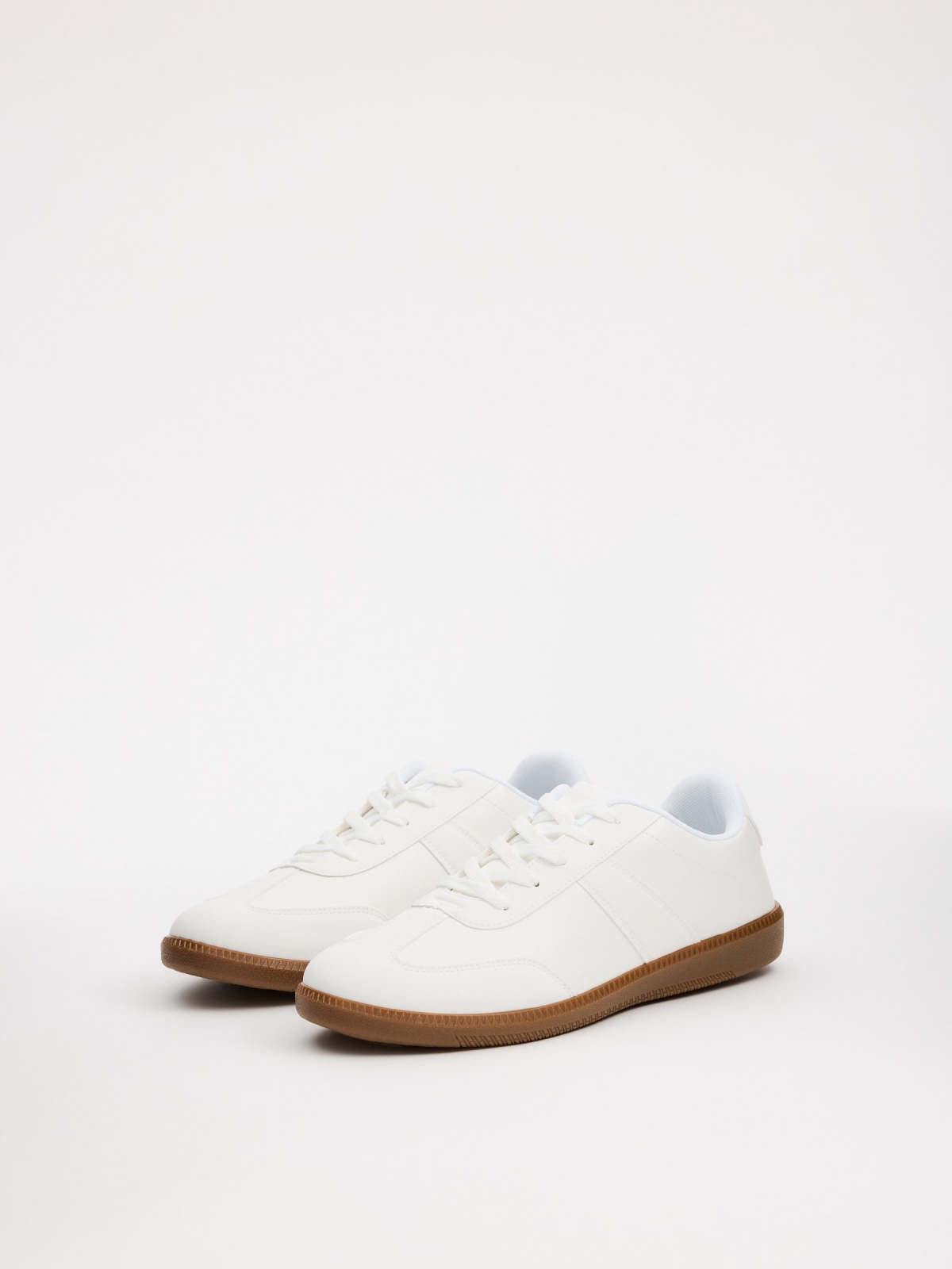 White retro low-top sneakers white 45º front view