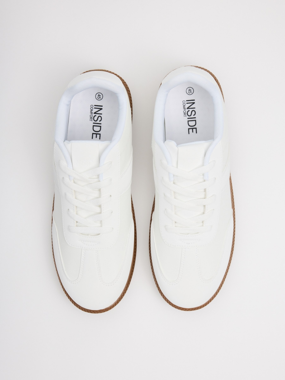 White retro low-top sneakers white zenithal view