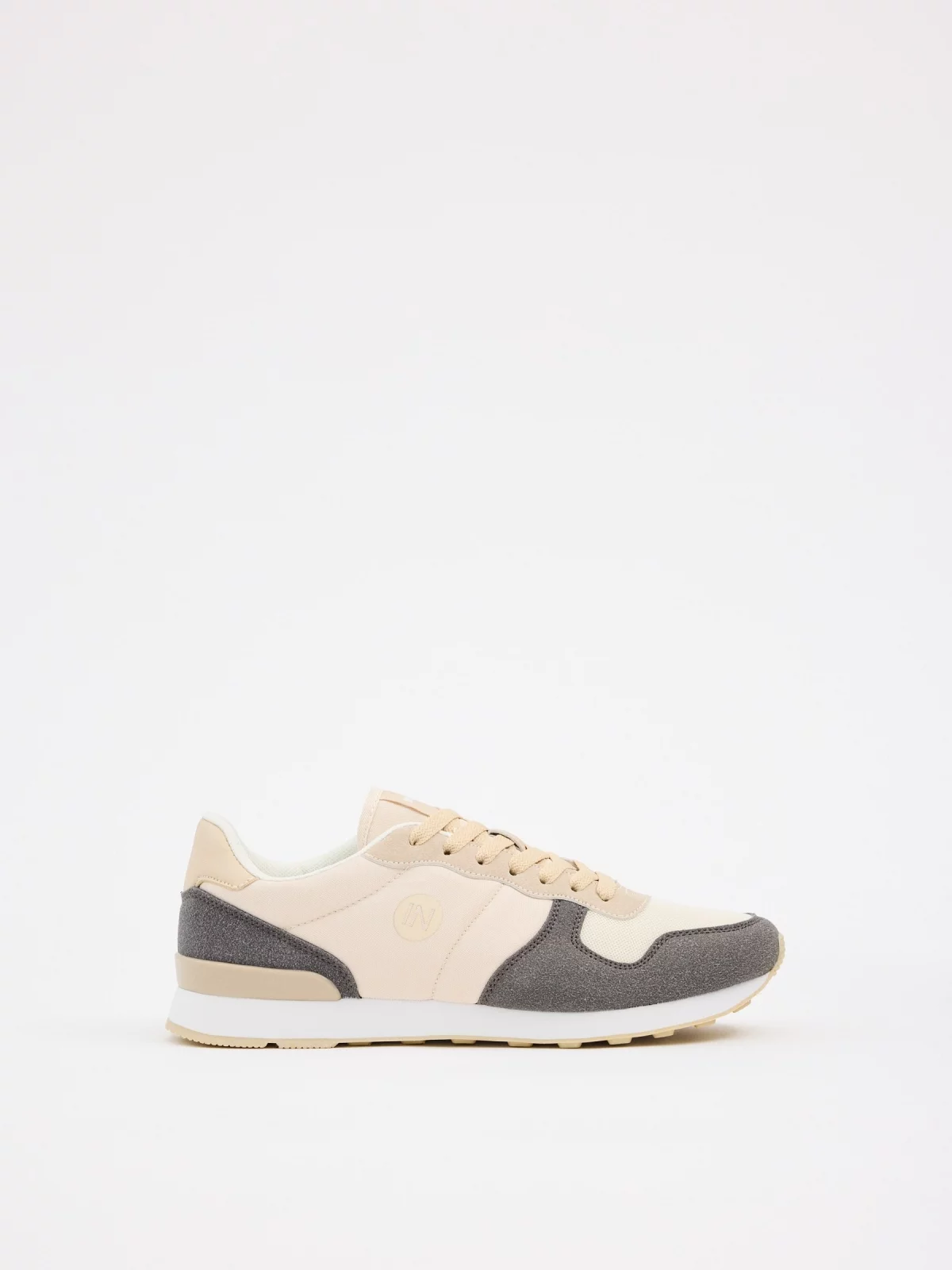 Zapatillas bajas casual combinada arena vista perfil