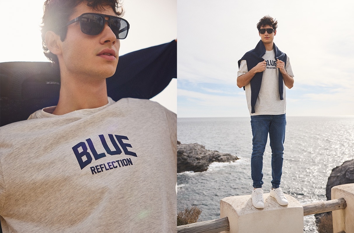 Basic Round Pullover blue middle front view