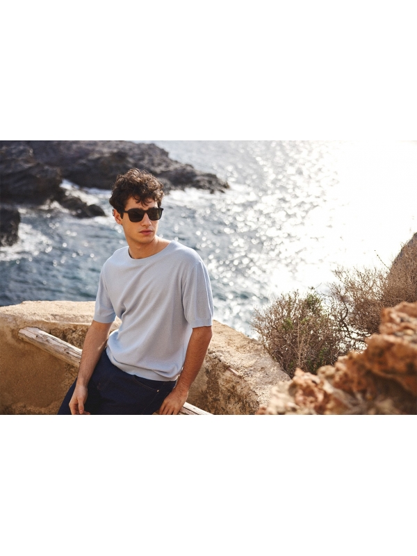  Short sleeve fine knit t-shirt light blue