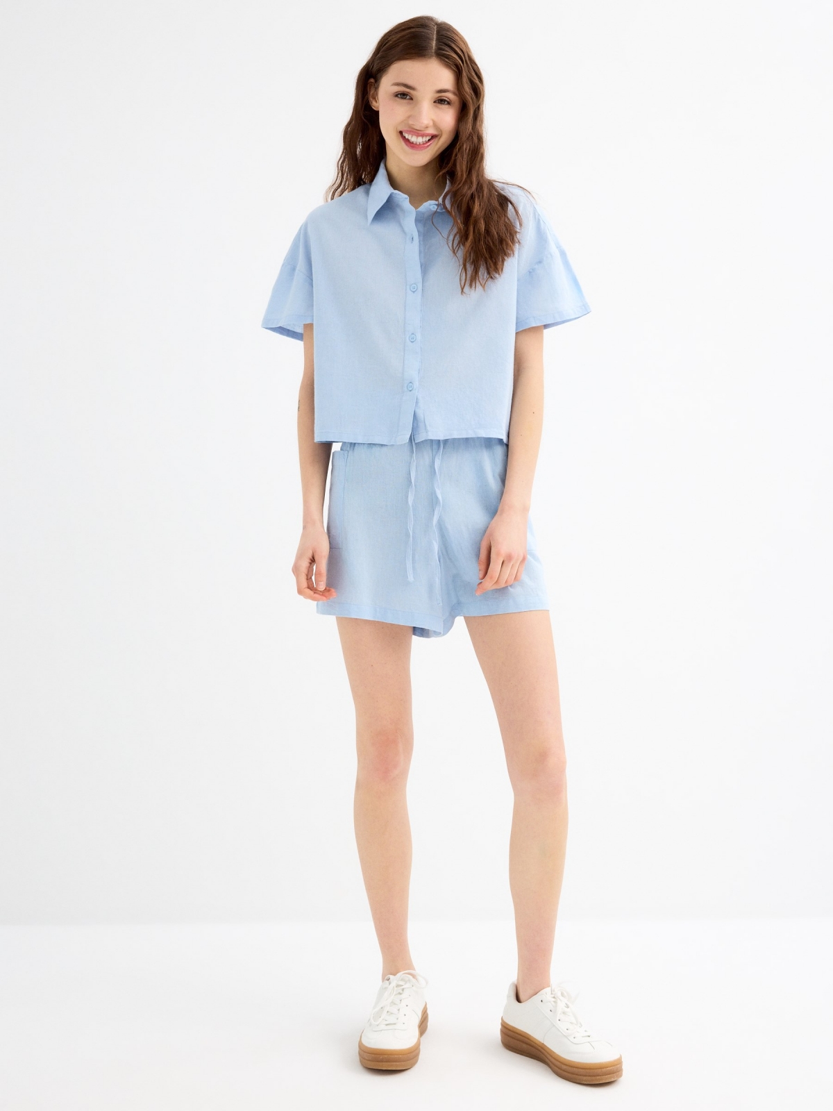 Short sleeve linen crop shirt light blue general front view