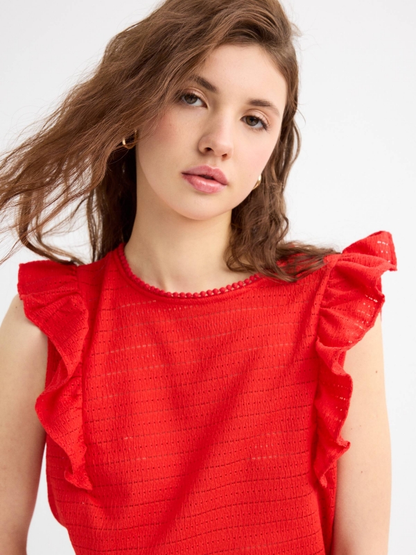 Ruffle sleeve t-shirt deep red detail view