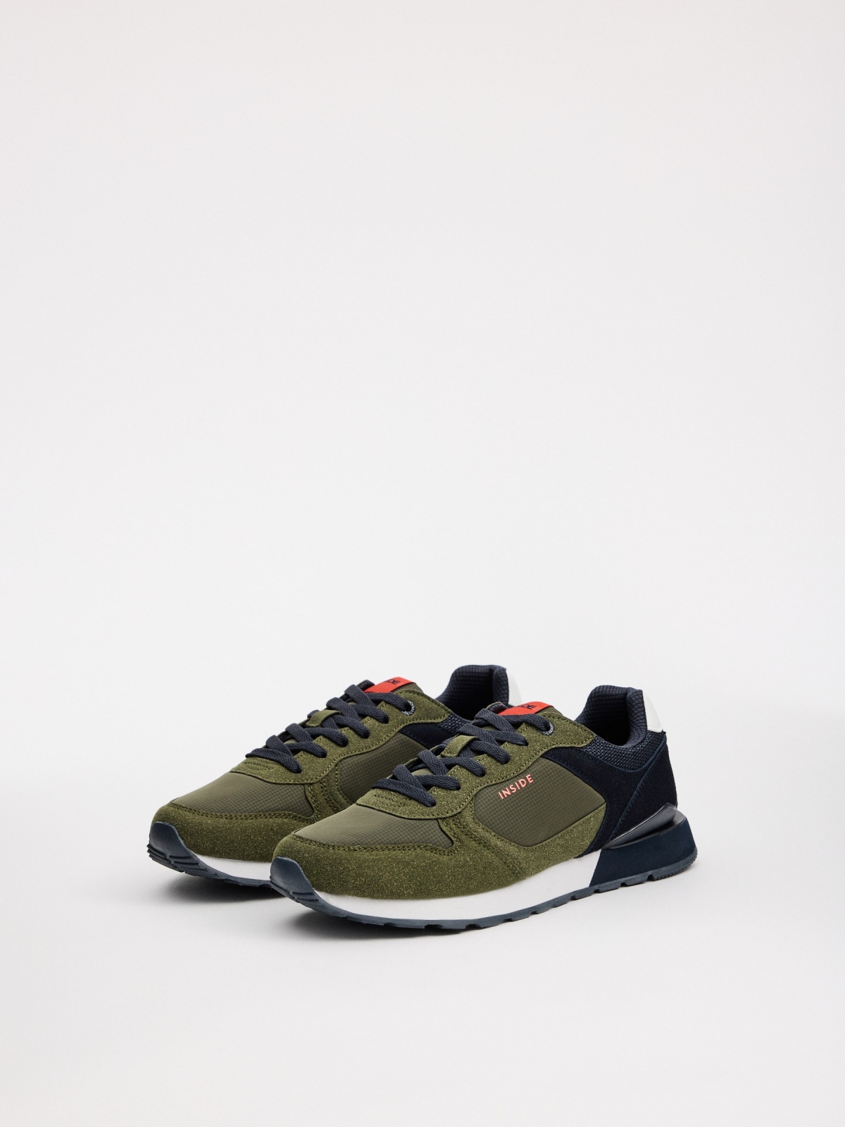 Dark green casual running shoes dark green 45º front view