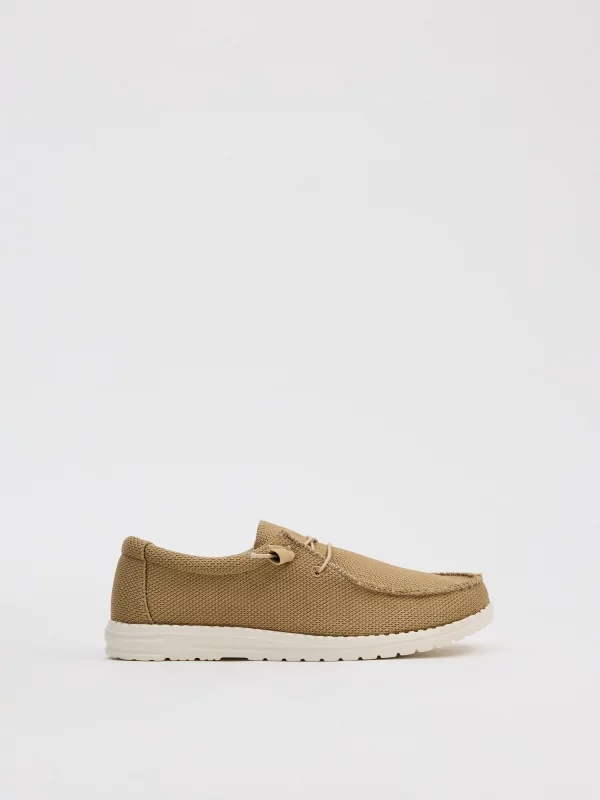 Zapato wallaby lona marrón claro arena vista perfil