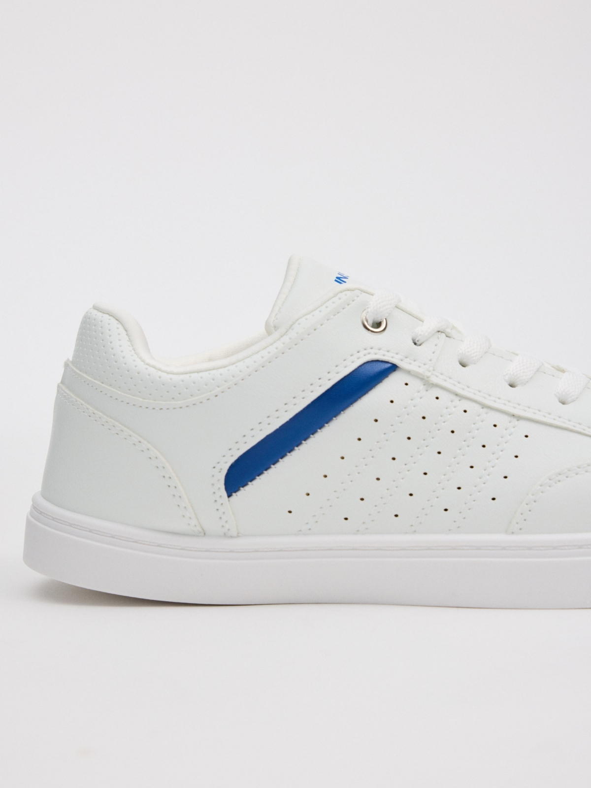 White and blue skater sneakers white detail view